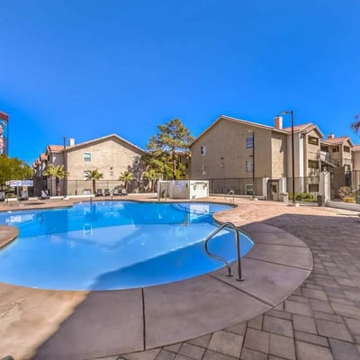 2BR 5 Min to Vegas Strip with King Beds!